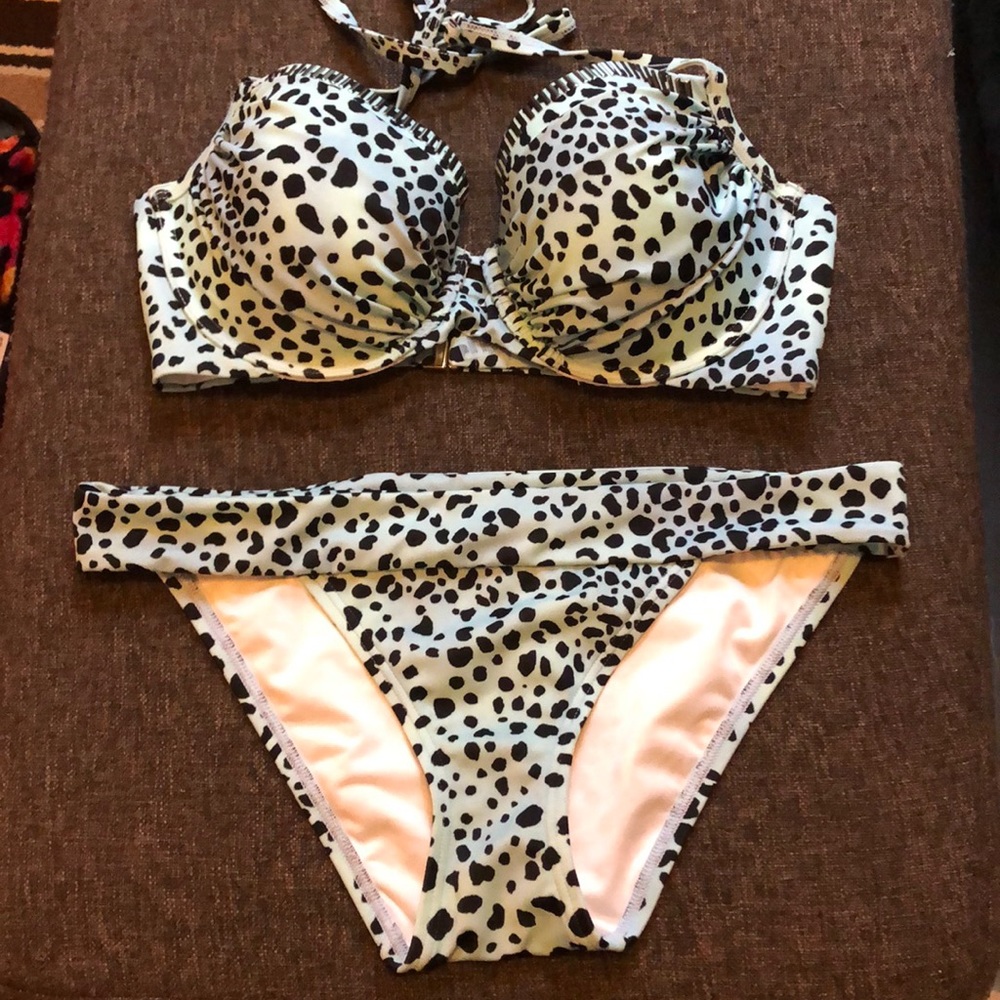 2 piece bathing suit